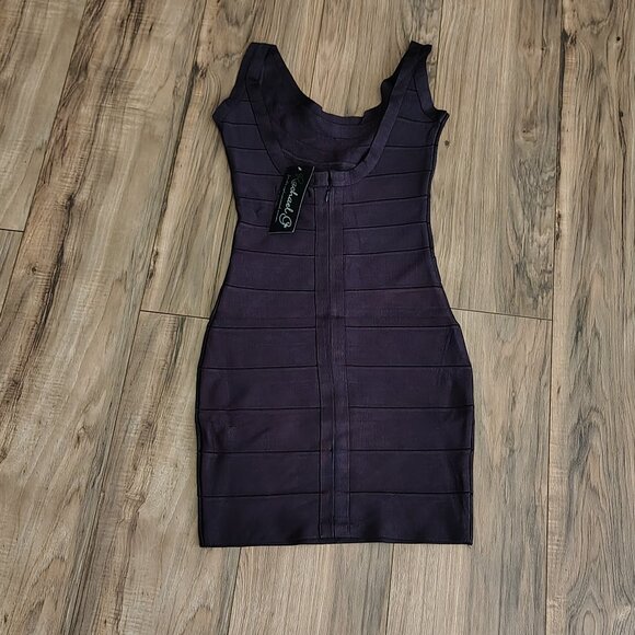 Rachael G. Stretch Purple Strappy Round Neck Dress with Backless - Picture 5 of 10